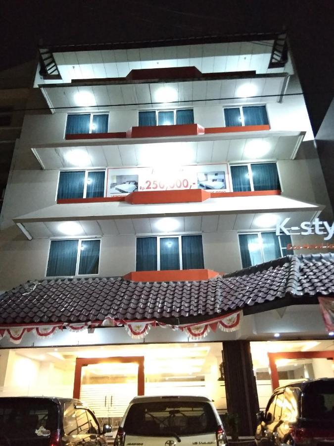 K-Style Eco Hotel Jakarta Exterior foto